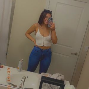 Meet your Posher, Janelle